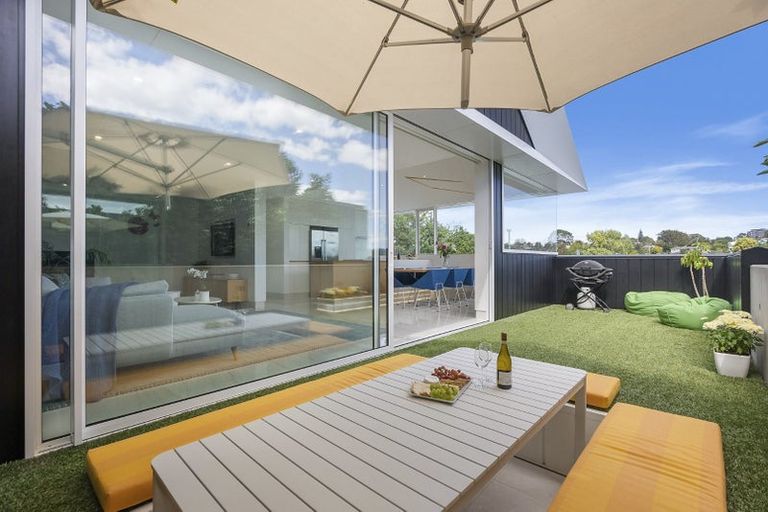 Photo of property in 9 Shirley Road, Grey Lynn, Auckland, 1021