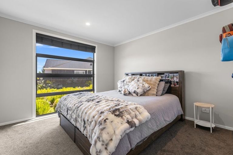 Photo of property in 16 Tanuku Lane, Te Puke, 3119