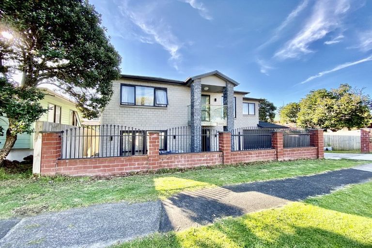 Photo of property in 35a Landon Avenue, Mangere East, Auckland, 2024
