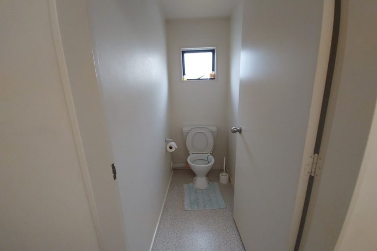 Photo of property in 1/2 Malcolm Lane, Thorndon, Wellington, 6011