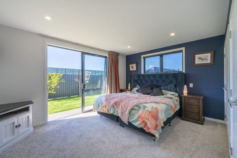 Photo of property in 28 Burnby Drive, Te Anau, 9679