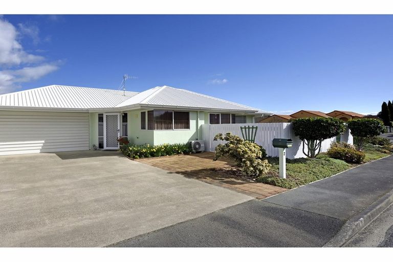 Photo of property in 77 Kingsford Drive, Stoke, Nelson, 7011