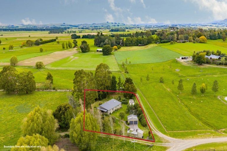 Photo of property in 219a Porangahau Road, Waipukurau, 4200