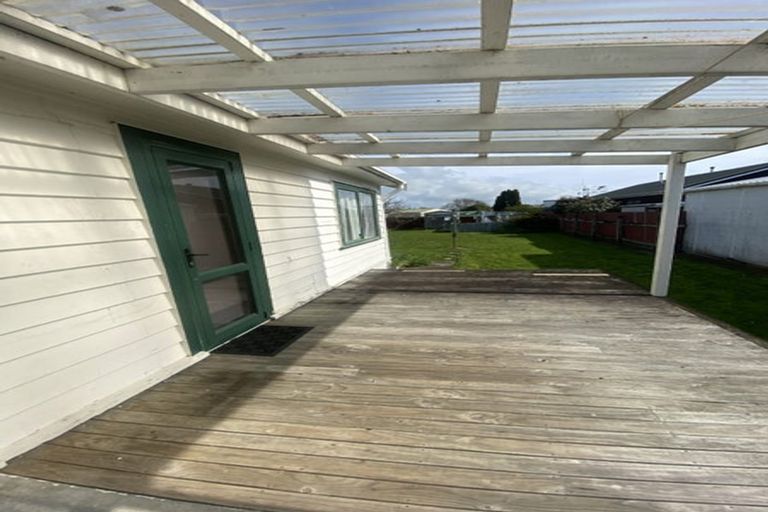 Photo of property in 16 Botanical Road, Takaro, Palmerston North, 4412