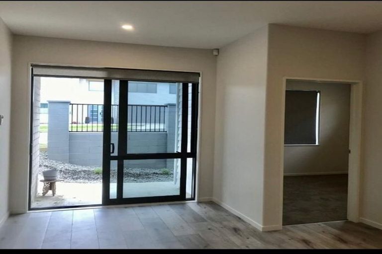 Photo of property in 31 Tir Conaill Avenue, Flat Bush, Auckland, 2019