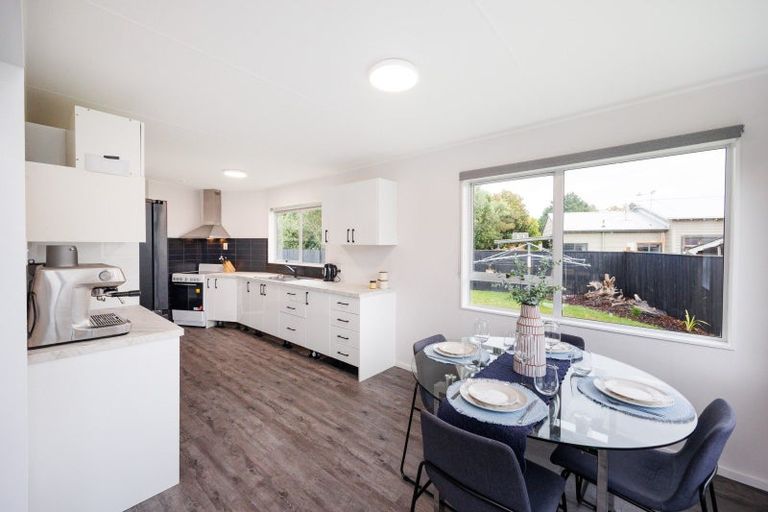Photo of property in 12 Capri Place, Awapuni, Palmerston North, 4412