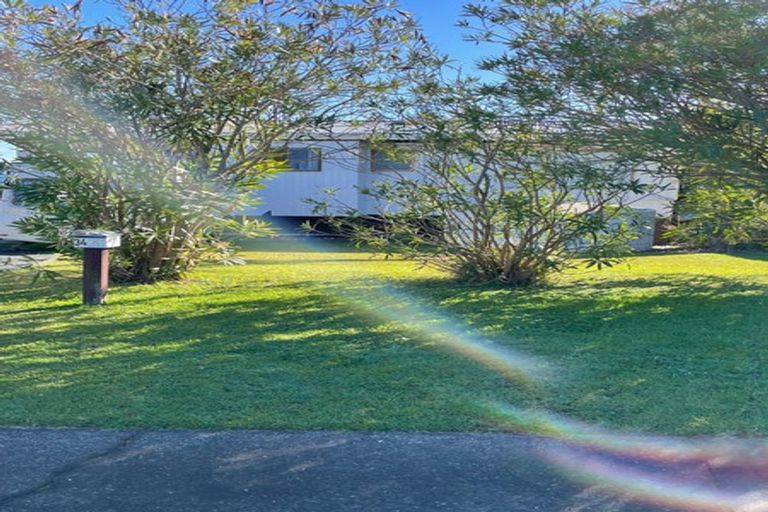 Photo of property in 34 Pacific Parade, Army Bay, Whangaparaoa, 0930