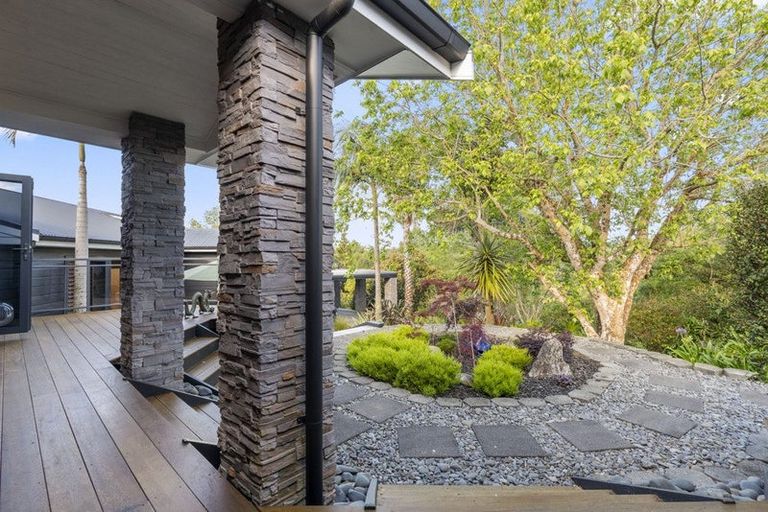 Photo of property in 97 Shaw Road, Oratia, Auckland, 0604