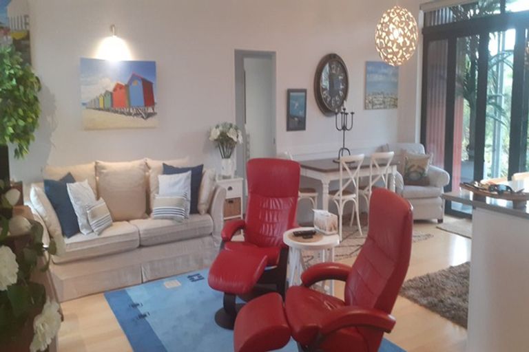 Photo of property in 64 Mary-ellen Place, Coromandel, 3506