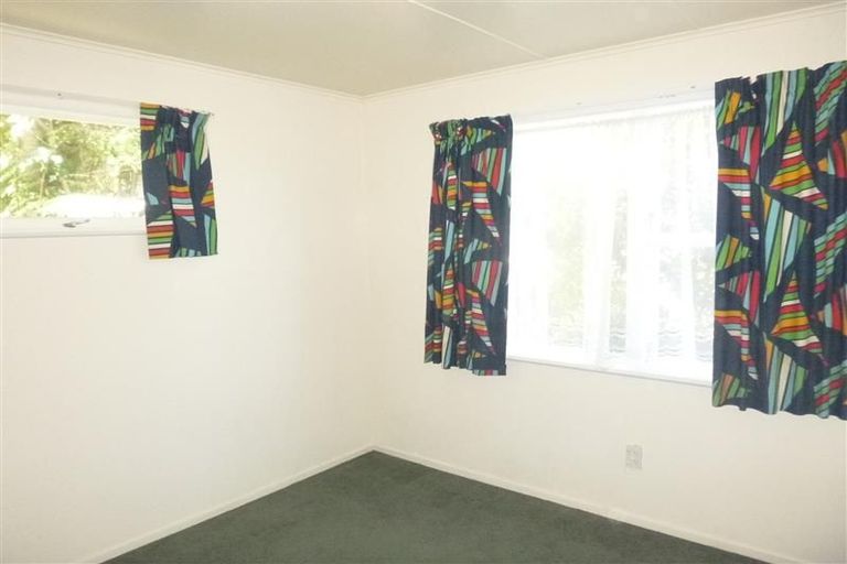 Photo of property in 32 Mimihau Grove, Wainuiomata, Lower Hutt, 5014