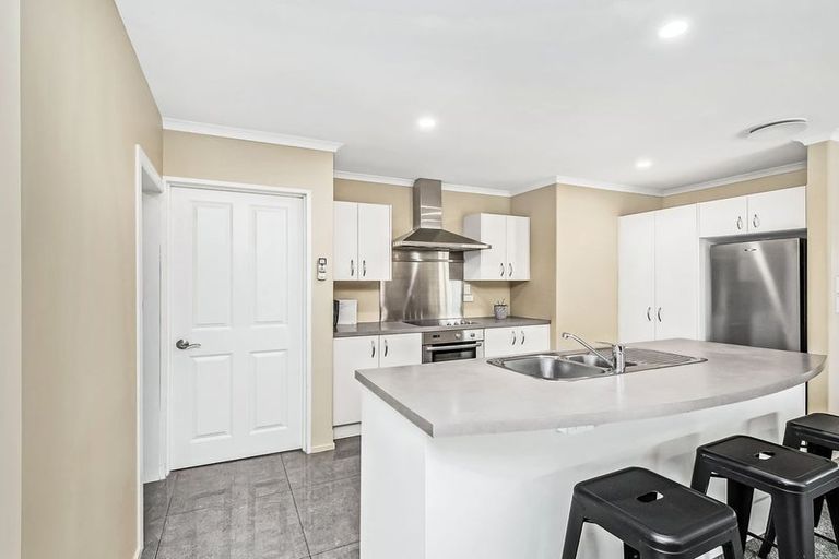 Photo of property in 47 Rolleston Drive, Rolleston, 7614