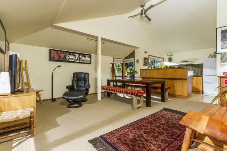 Photo of property in 99a Lake Road, Belmont, Auckland, 0622