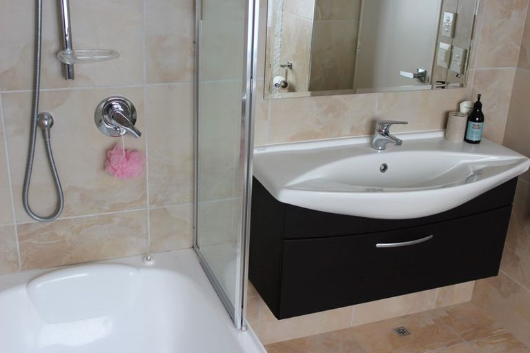 Photo of property in 7a Bay Lair Grove, Island Bay, Wellington, 6023