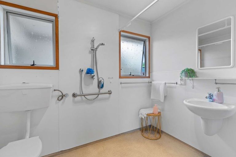 Photo of property in 4 Wanaka Street, Tikipunga, Whangarei, 0112