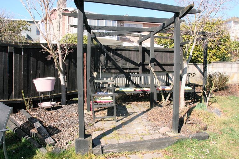 Photo of property in 10 Kinmont Crescent, Kinmont Park, Mosgiel, 9024