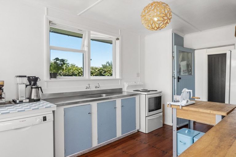 Photo of property in 21 Tasman Street, Havelock North, 4130