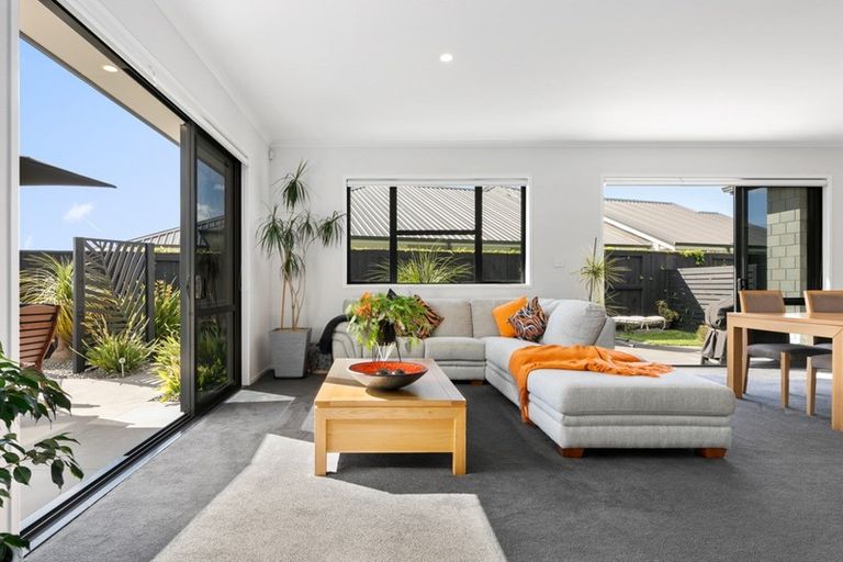 Photo of property in 65 Puhirake Crescent, Pyes Pa, Tauranga, 3112