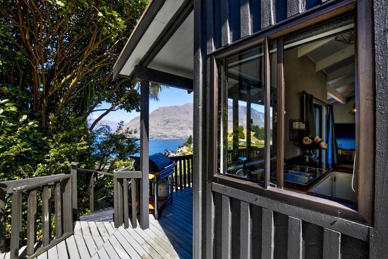 Photo of property in 39b Greenstone Place, Fernhill, Queenstown, 9300