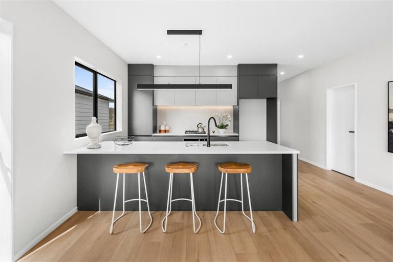 Photo of property in 73 Tributary Parade, Karaka, Papakura, 2113