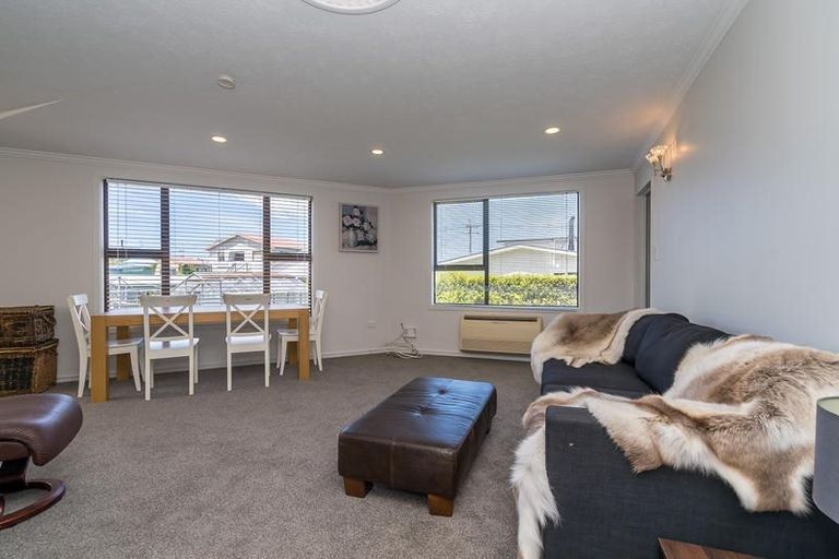 Photo of property in 3 Pearse Street, Brighton, Dunedin, 9035