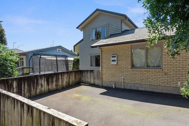 Photo of property in 152 Clarkin Road, Fairfield, Hamilton, 3214