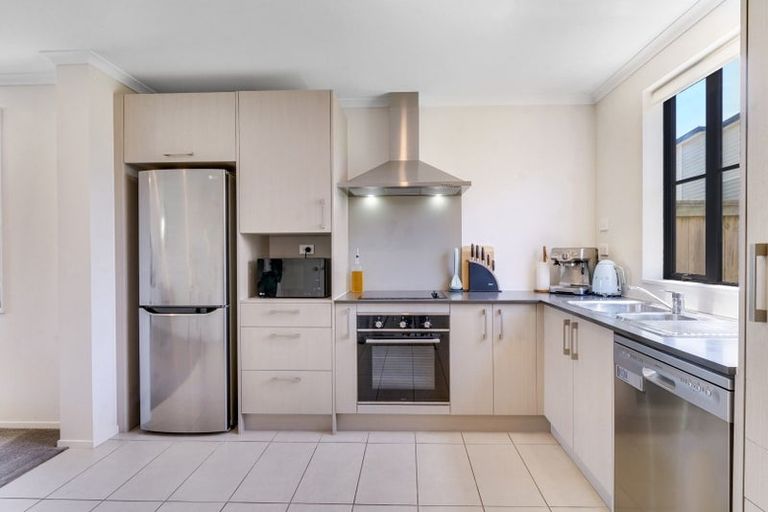Photo of property in 7 Saddleback Crescent, Papakura, 2110