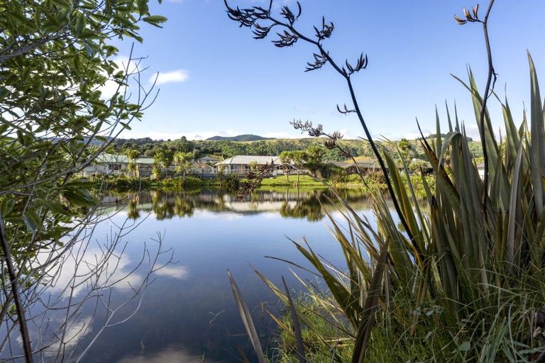 Photo of property in 5 Lorna Irene Drive, Raumati South, Paraparaumu, 5032