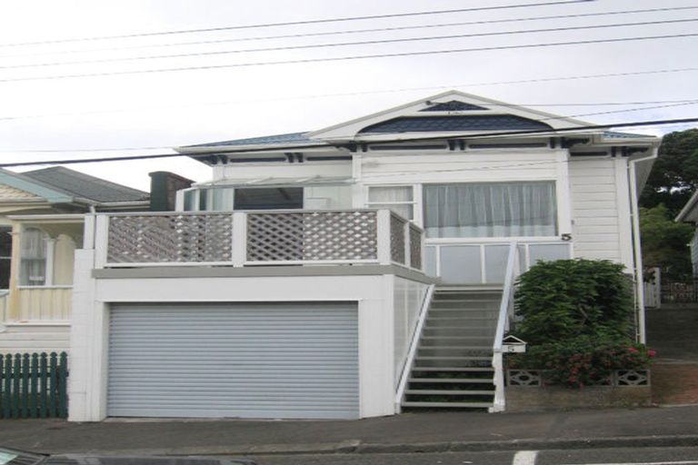 Photo of property in 5 Harrison Street, Brooklyn, Wellington, 6021