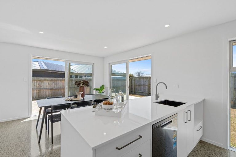 Photo of property in 46 Tainui Street, Levin, 5510