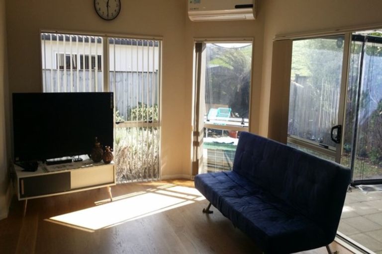 Photo of property in 15 Stamford Crescent, Flat Bush, Auckland, 2019