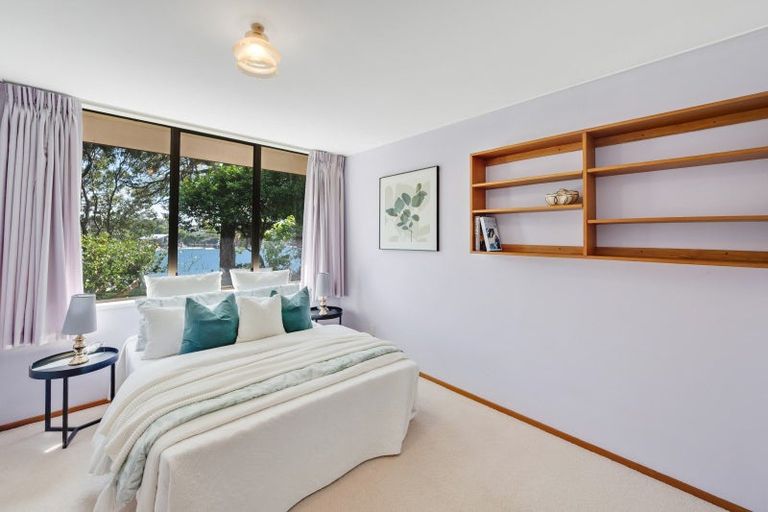Photo of property in 12 Dayspring Way, Pakuranga, Auckland, 2010