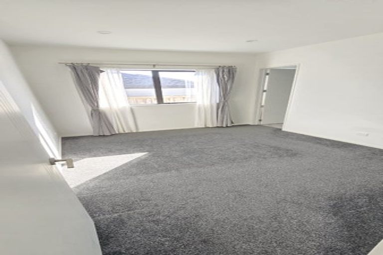 Photo of property in 29 Cloonlyon Drive, Flat Bush, Auckland, 2019