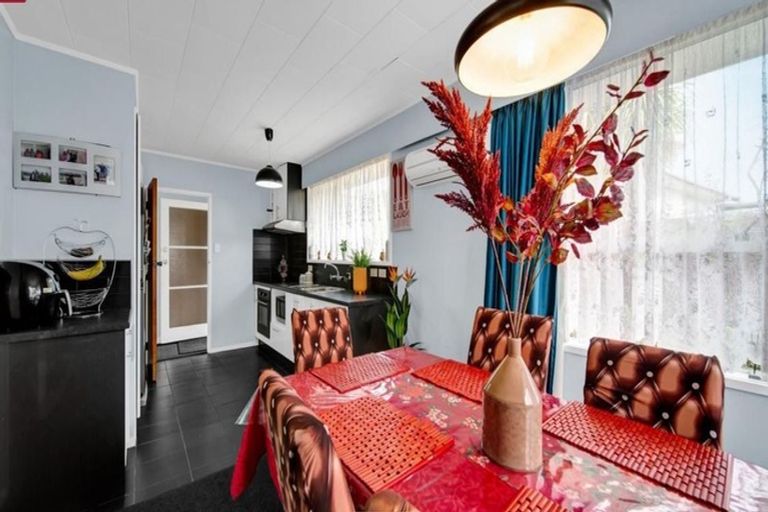 Photo of property in 162 Omata Road, Blagdon, New Plymouth, 4310