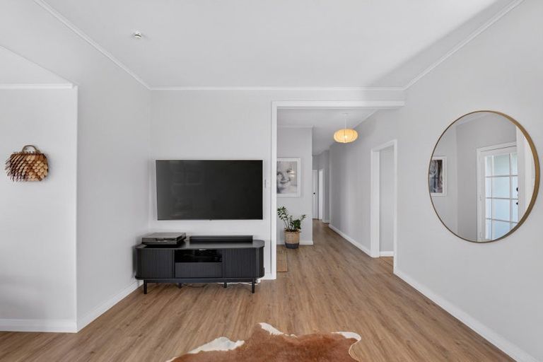 Photo of property in 1 Lowry Terrace, Marewa, Napier, 4110