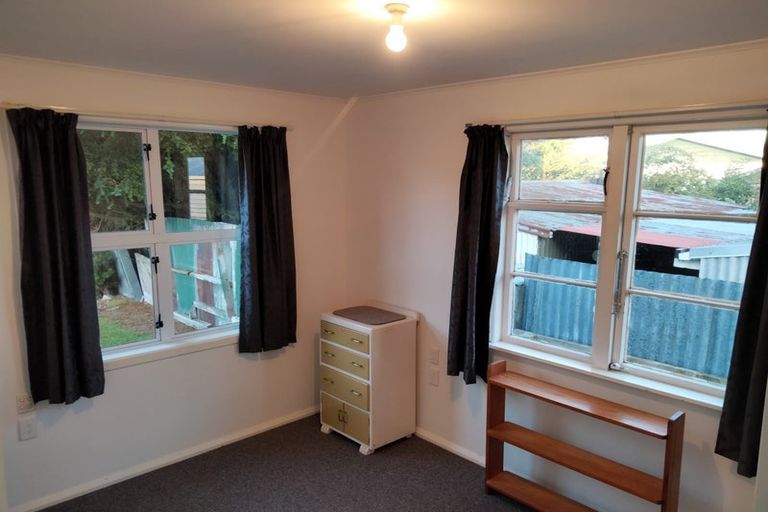 Photo of property in 3 Centre Street, Pahiatua, 4910