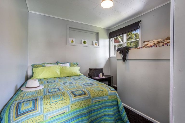 Photo of property in 51 James Mcleod Road, Shelly Beach, Helensville, 0874