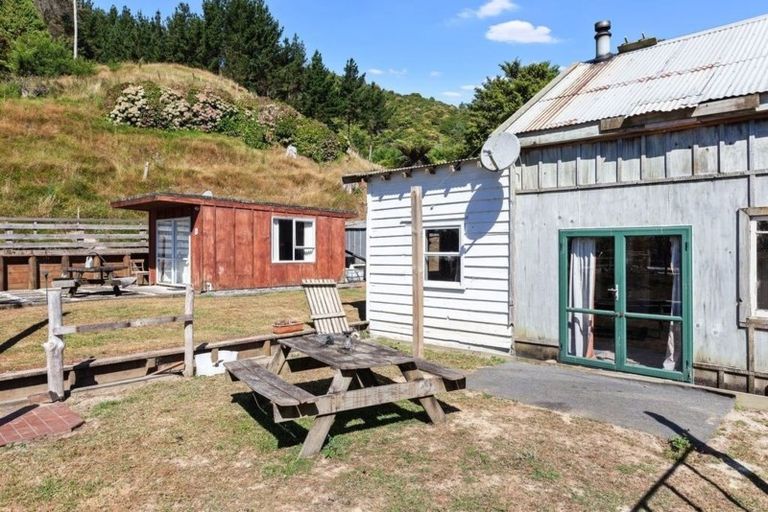 Photo of property in 281 Tirohanga Road, Tirohanga, Opotiki, 3197