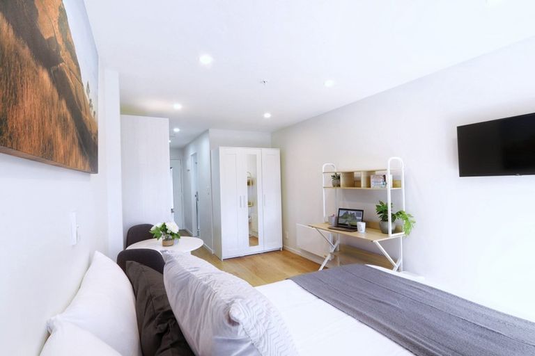 Photo of property in The Silo Apartments, 9j/23 Emily Place, Auckland Central, Auckland, 1010