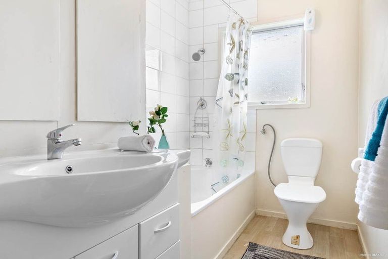 Photo of property in 3/26 Arawa Street, New Lynn, Auckland, 0600