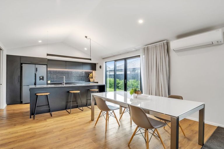 Photo of property in 5 Larissa Road, Halswell, Christchurch, 8025