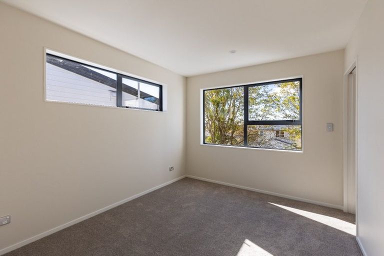 Photo of property in 6d Kaweka Street, New Lynn, Auckland, 0600