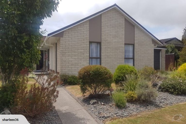 Photo of property in 37 Branch Road, Highlands Park, New Plymouth, 4312