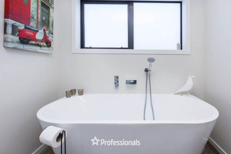 Photo of property in 8 Kerrigan Crescent, Wallaceville, Upper Hutt, 5018