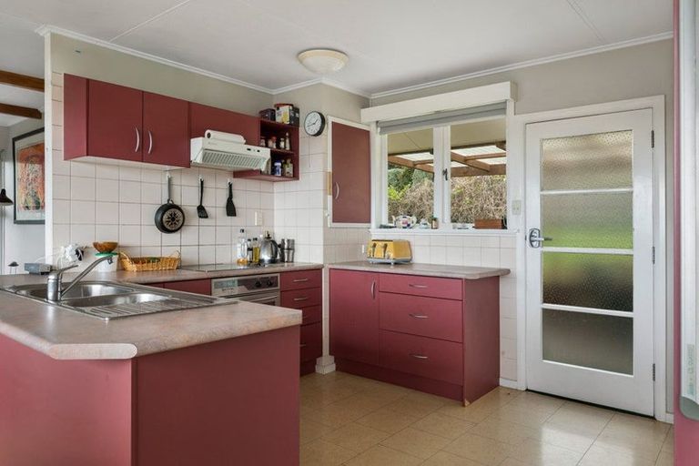 Photo of property in 100 Broad Street, Thames, 3500