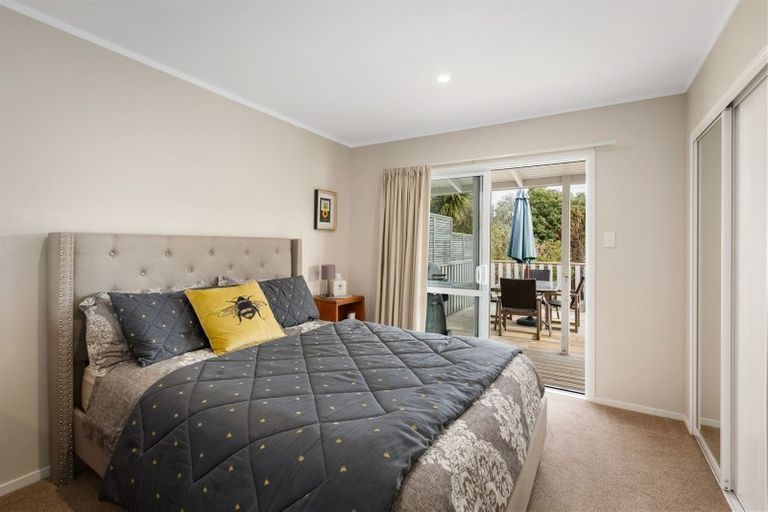 Photo of property in 11 Moana Drive, Tanners Point, Katikati, 3177