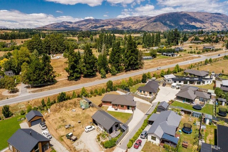 Photo of property in 37 Finch Street, Albert Town, Wanaka, 9305