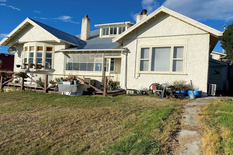 Photo of property in 8a-b Arun Street, South Hill, Oamaru, 9400