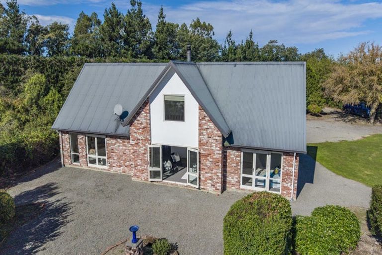 Photo of property in 1744 Tram Road, Swannanoa, Rangiora, 7475