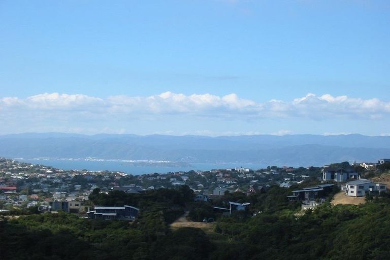 Photo of property in 35 Landsdowne Terrace, Karori, Wellington, 6012