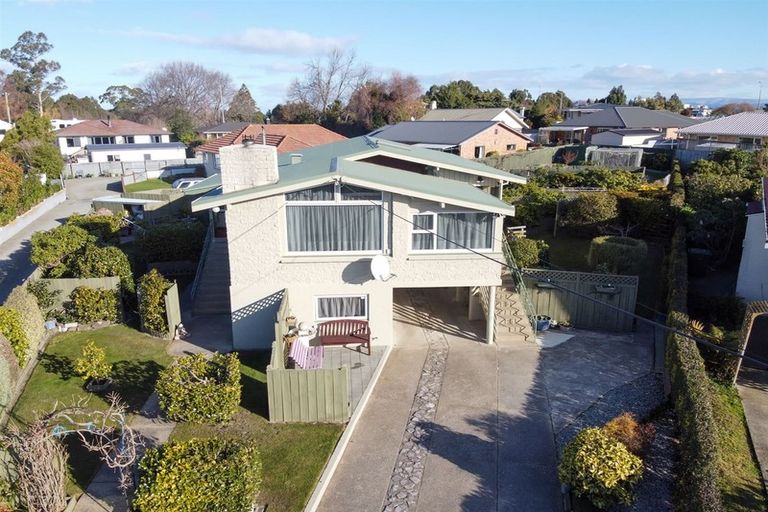 Photo of property in 37 Arrow Crescent, Holmes Hill, Oamaru, 9401